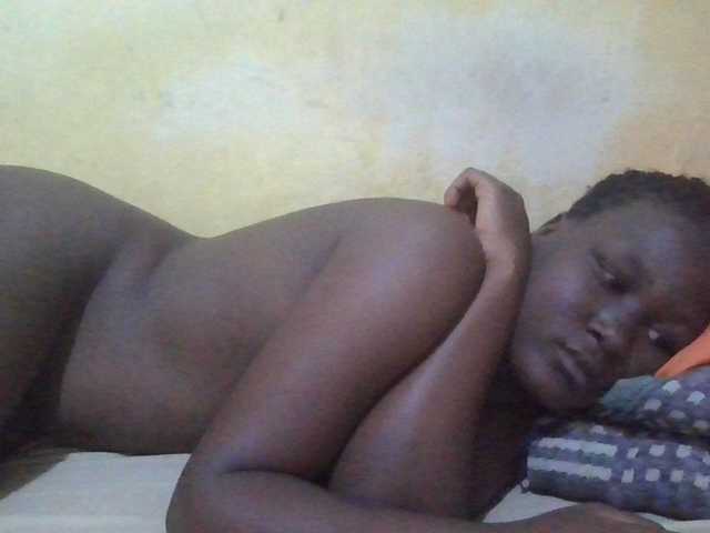 ebony-vannilah live cam on BongaCams