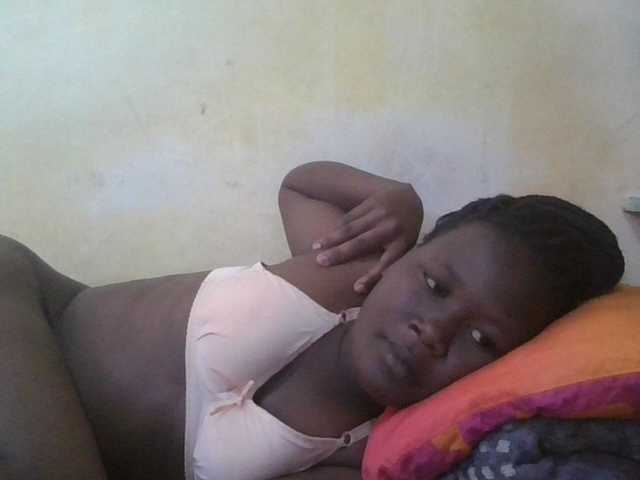ebony-vannilah live cam on BongaCams
