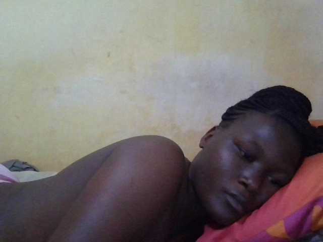 ebony-vannilah live cam on BongaCams