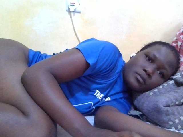 ebony-vannilah live cam on BongaCams