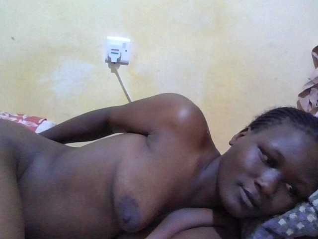 ebony-vannilah live cam on BongaCams