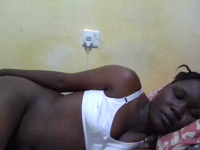 ebony-vannilah live cam on BongaCams