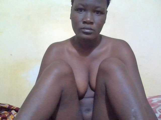 ebony-vannilah live cam on BongaCams