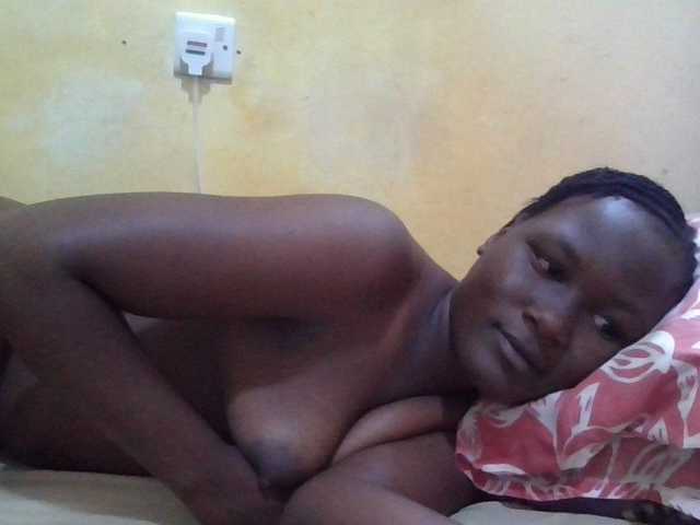 ebony-vannilah live cam on BongaCams