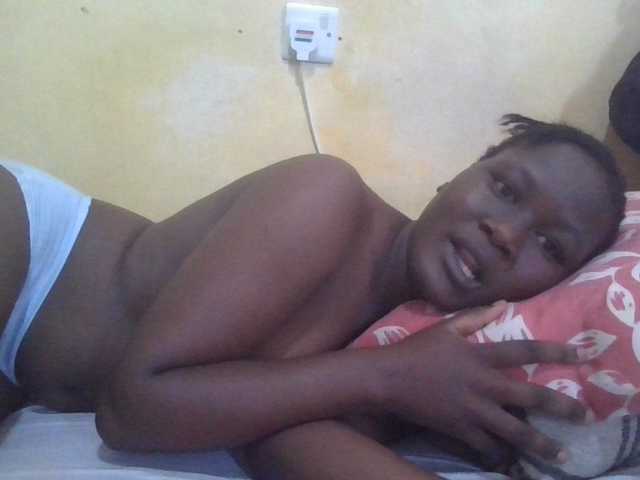 ebony-vannilah live cam on BongaCams