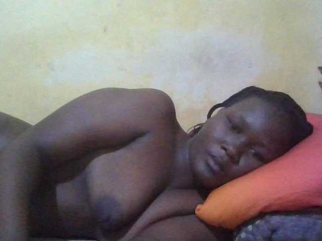 ebony-vannilah live cam on BongaCams