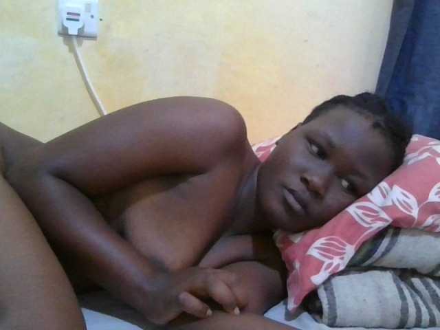 ebony-vannilah live cam on BongaCams