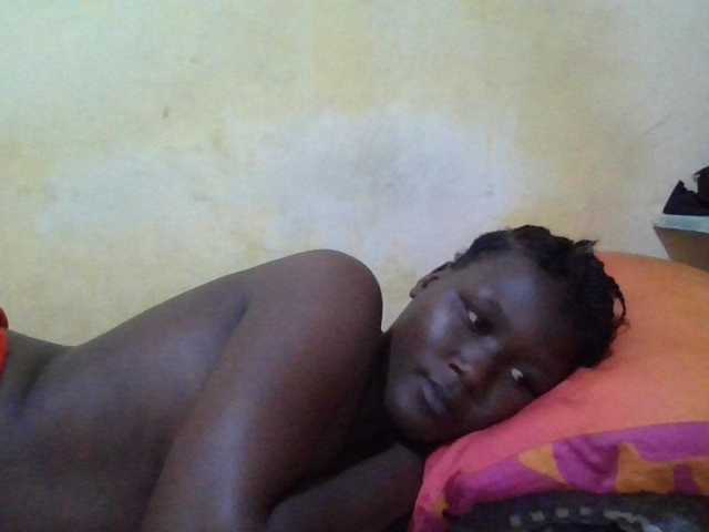 ebony-vannilah live cam on BongaCams
