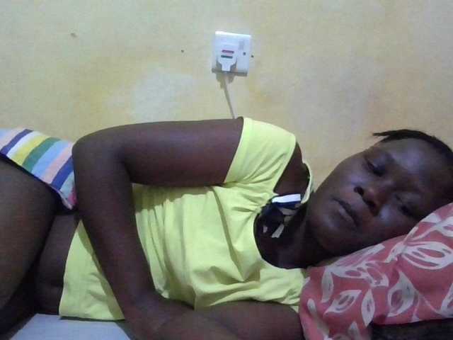 ebony-vannilah live cam on BongaCams