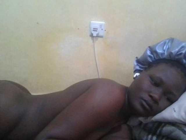 ebony-vannilah live cam on BongaCams