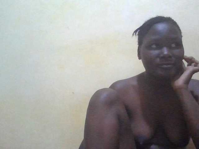 ebony-vannilah live cam on BongaCams