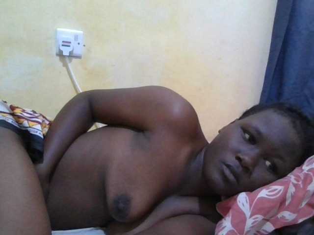 ebony-vannilah live cam on BongaCams