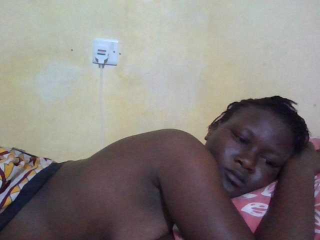 ebony-vannilah live cam on BongaCams