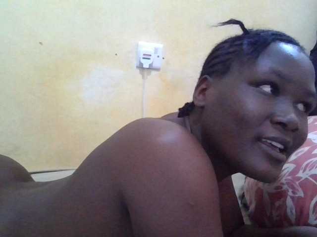 ebony-vannilah live cam on BongaCams