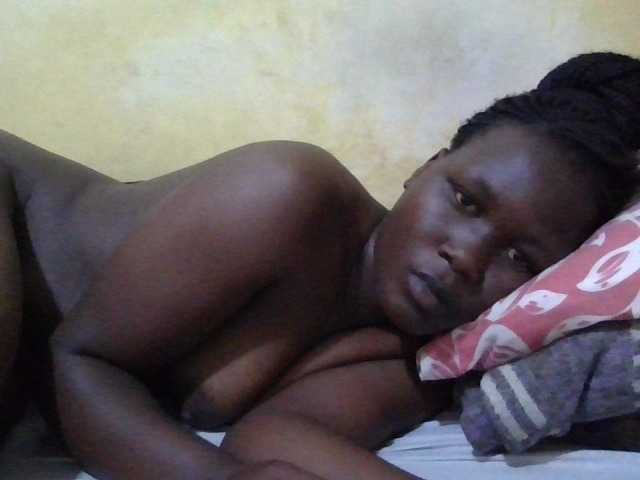 ebony-vannilah live cam on BongaCams