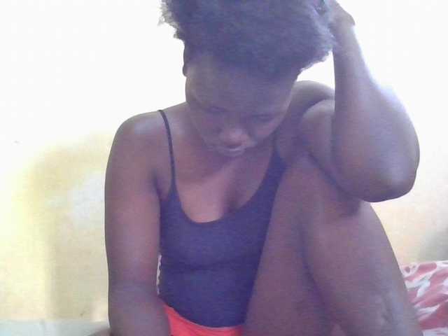 ebony-vannilah live cam on BongaCams