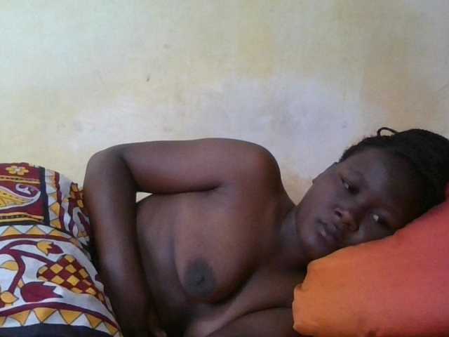 ebony-vannilah live cam on BongaCams