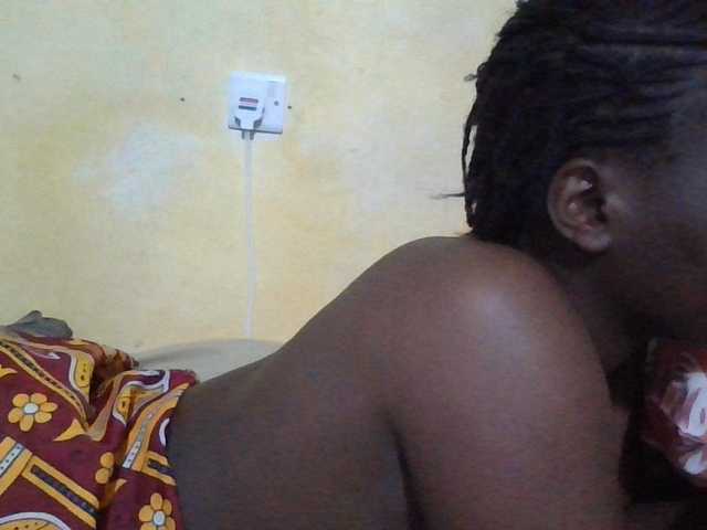 ebony-vannilah live cam on BongaCams