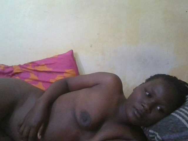ebony-vannilah live cam on BongaCams