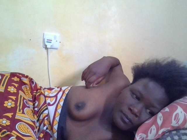 ebony-vannilah live cam on BongaCams