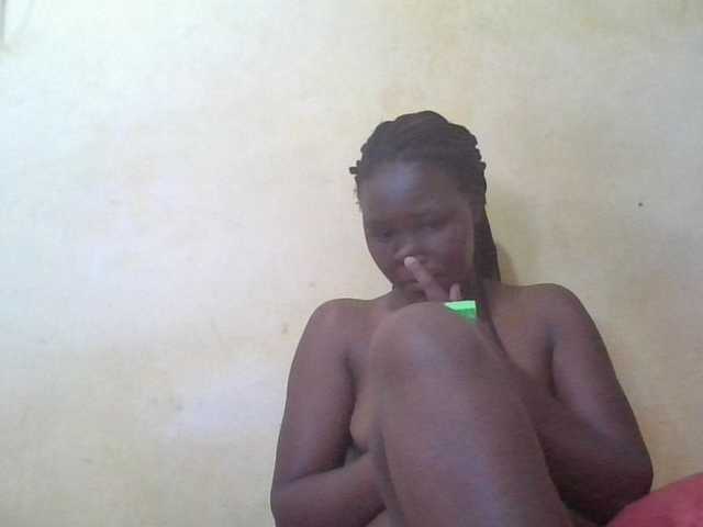 ebony-vannilah live cam on BongaCams
