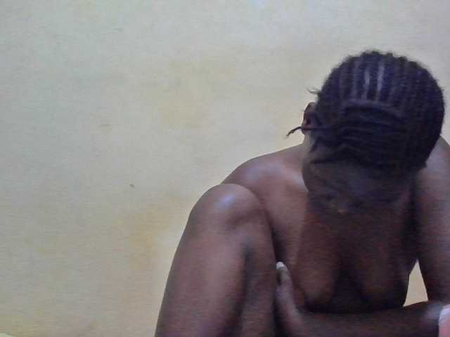 ebony-vannilah live cam on BongaCams