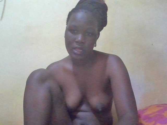 ebony-vannilah live cam on BongaCams
