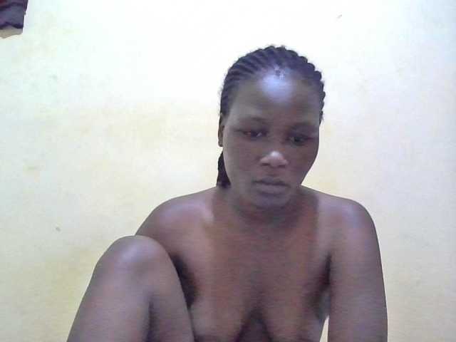 ebony-vannilah live cam on BongaCams