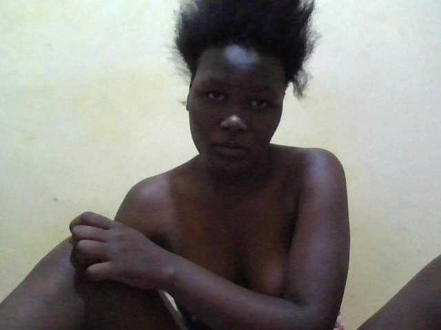 ebony-vannilah live cam on BongaCams