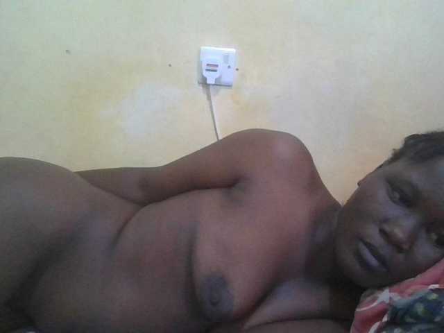 ebony-vannilah live cam on BongaCams