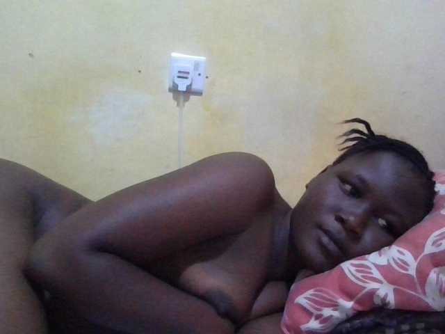 ebony-vannilah live cam on BongaCams