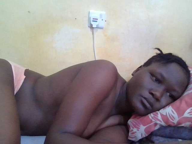 ebony-vannilah live cam on BongaCams
