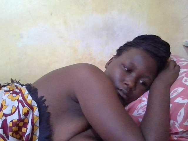 ebony-vannilah live cam on BongaCams