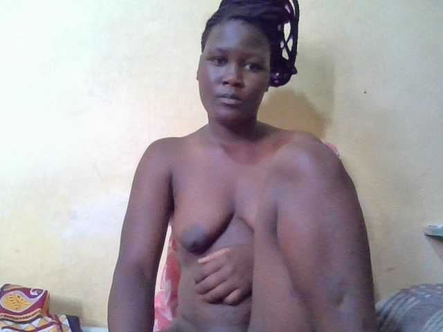 ebony-vannilah live cam on BongaCams