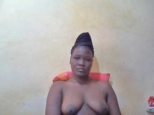 ebony-vannilah live cam on BongaCams