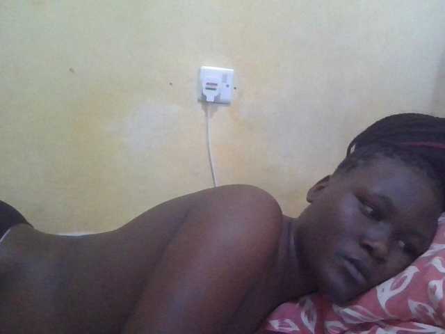 ebony-vannilah live cam on BongaCams