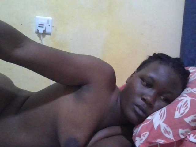 ebony-vannilah live cam on BongaCams