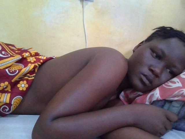 ebony-vannilah live cam on BongaCams