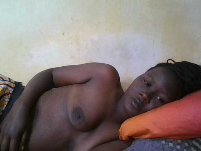 ebony-vannilah live cam on BongaCams