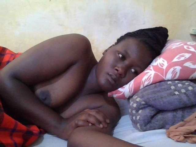 ebony-vannilah live cam on BongaCams