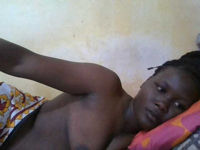 ebony-vannilah live cam on BongaCams