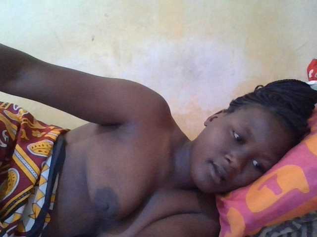 ebony-vannilah live cam on BongaCams