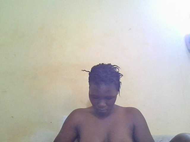 ebony-vannilah live cam on BongaCams