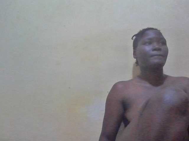 ebony-vannilah live cam on BongaCams