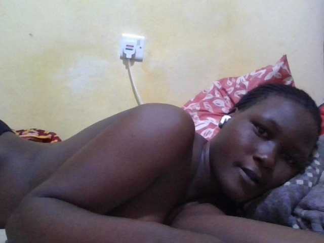 ebony-vannilah live cam on BongaCams