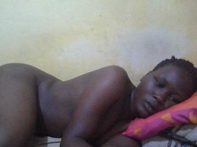 ebony-vannilah live cam on BongaCams