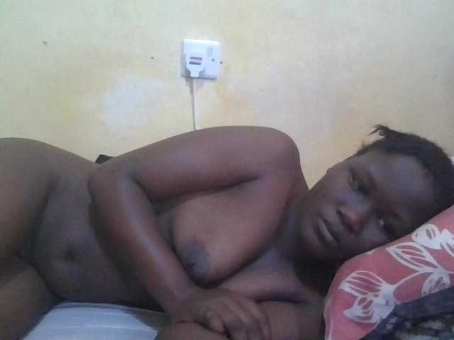 ebony-vannilah live cam on BongaCams