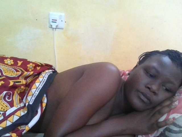 ebony-vannilah live cam on BongaCams