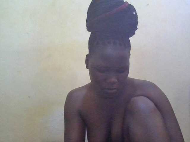 ebony-vannilah live cam on BongaCams