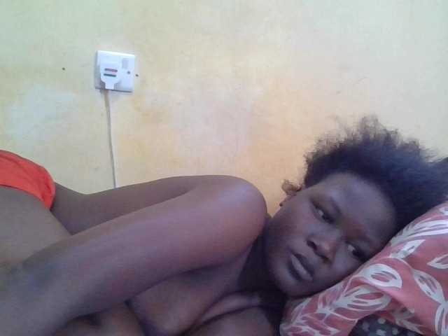ebony-vannilah live cam on BongaCams
